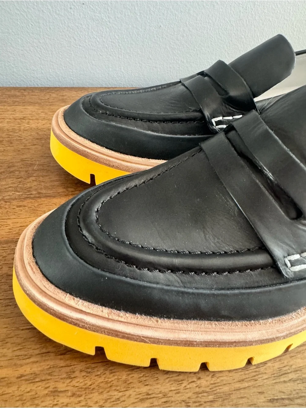 ONCEPT Anthropologie Seoul Platform Loafers Black & Citrus Sole Womens 8 Shoes